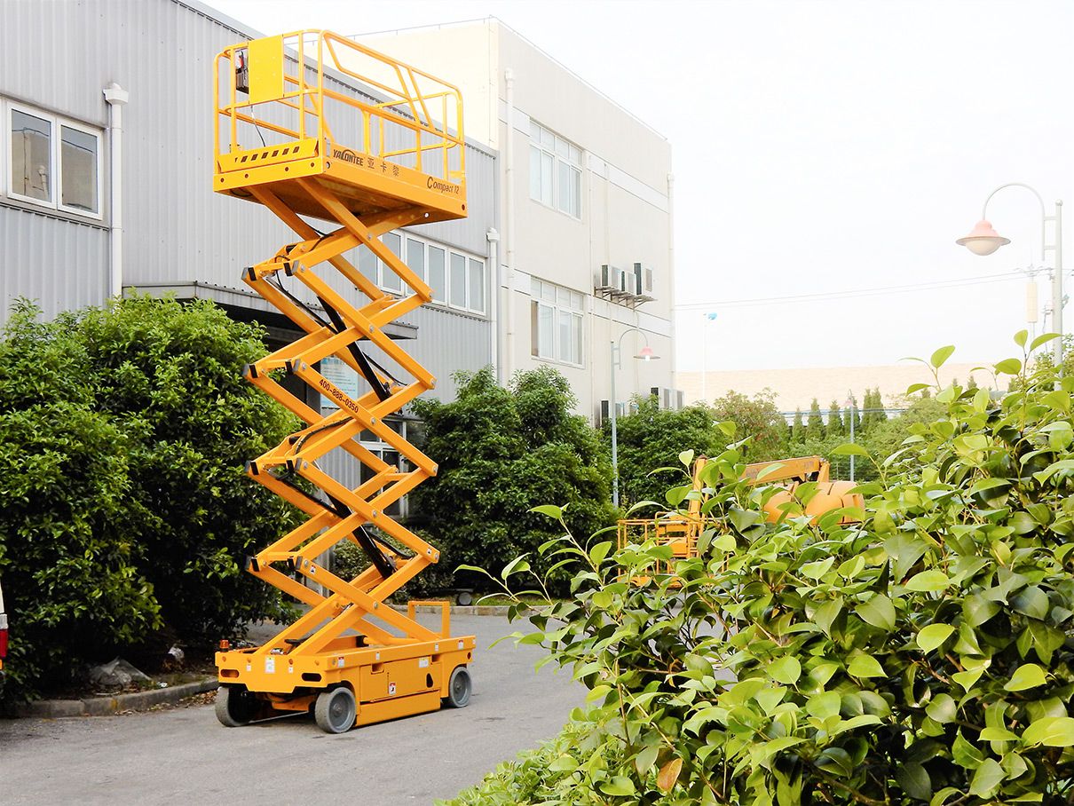 12米剪式升降機(jī) 12米剪式升降機(jī)